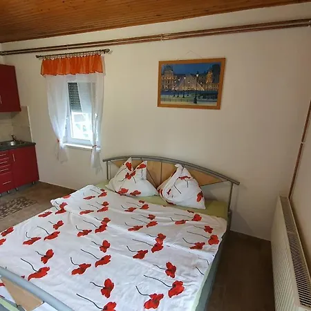 Tom Apartmans 2 * Siofok